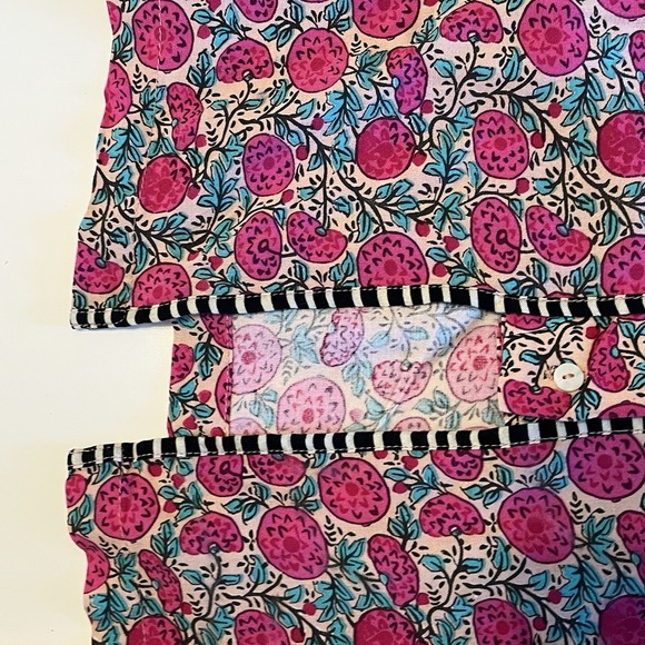 Natural Life Top Womens Size M Pomegranate Print Artsy Tie Front Blouse - Picture 8 of 8